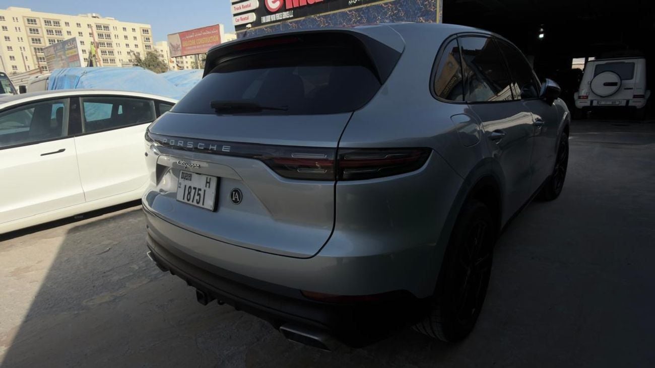 Porsche Cayenne S 2.9L (440 HP)