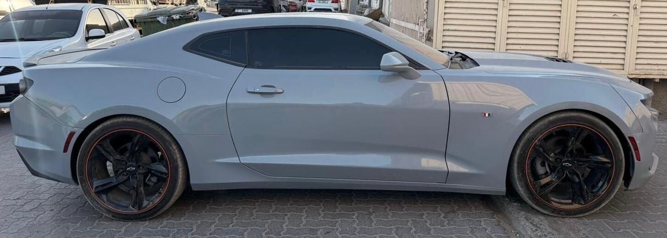 Chevrolet Camaro v6 manual RS LT