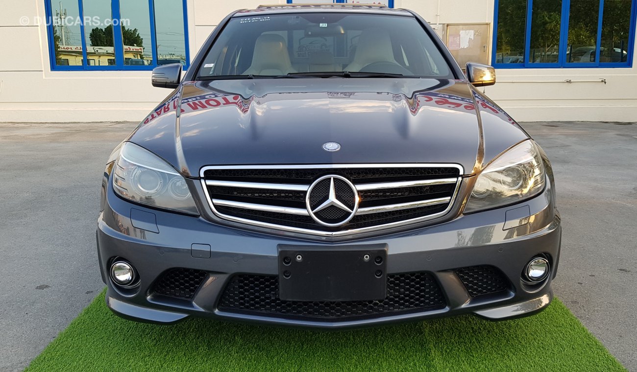 Mercedes-Benz C 63 AMG 2010 - VERY CLEAN - NO ACCIDENTS . NOW ARRIVED FROM JAPAN  - 76215 KM ONLY