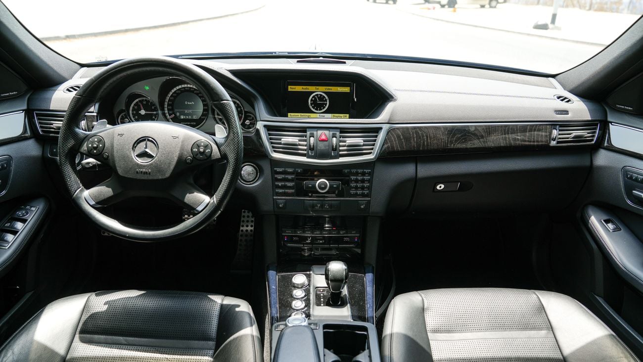 مرسيدس بنز E 63 AMG STD