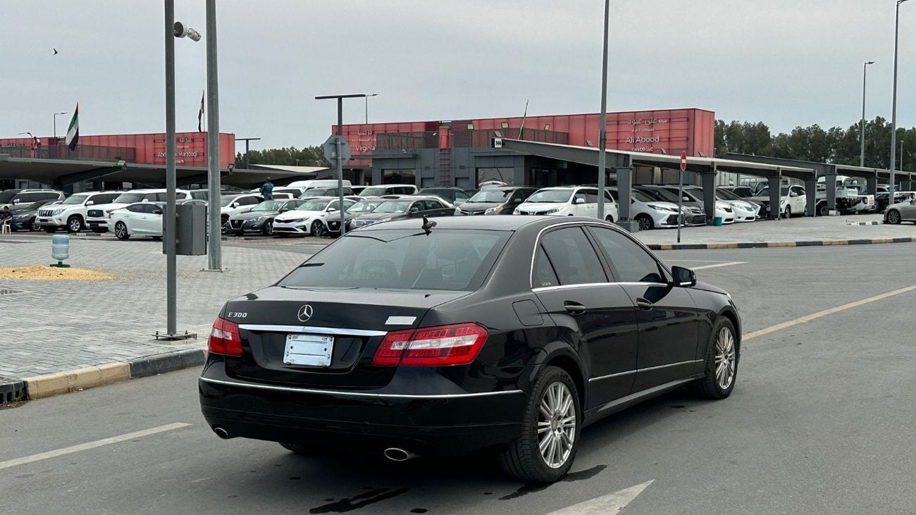 مرسيدس بنز E300