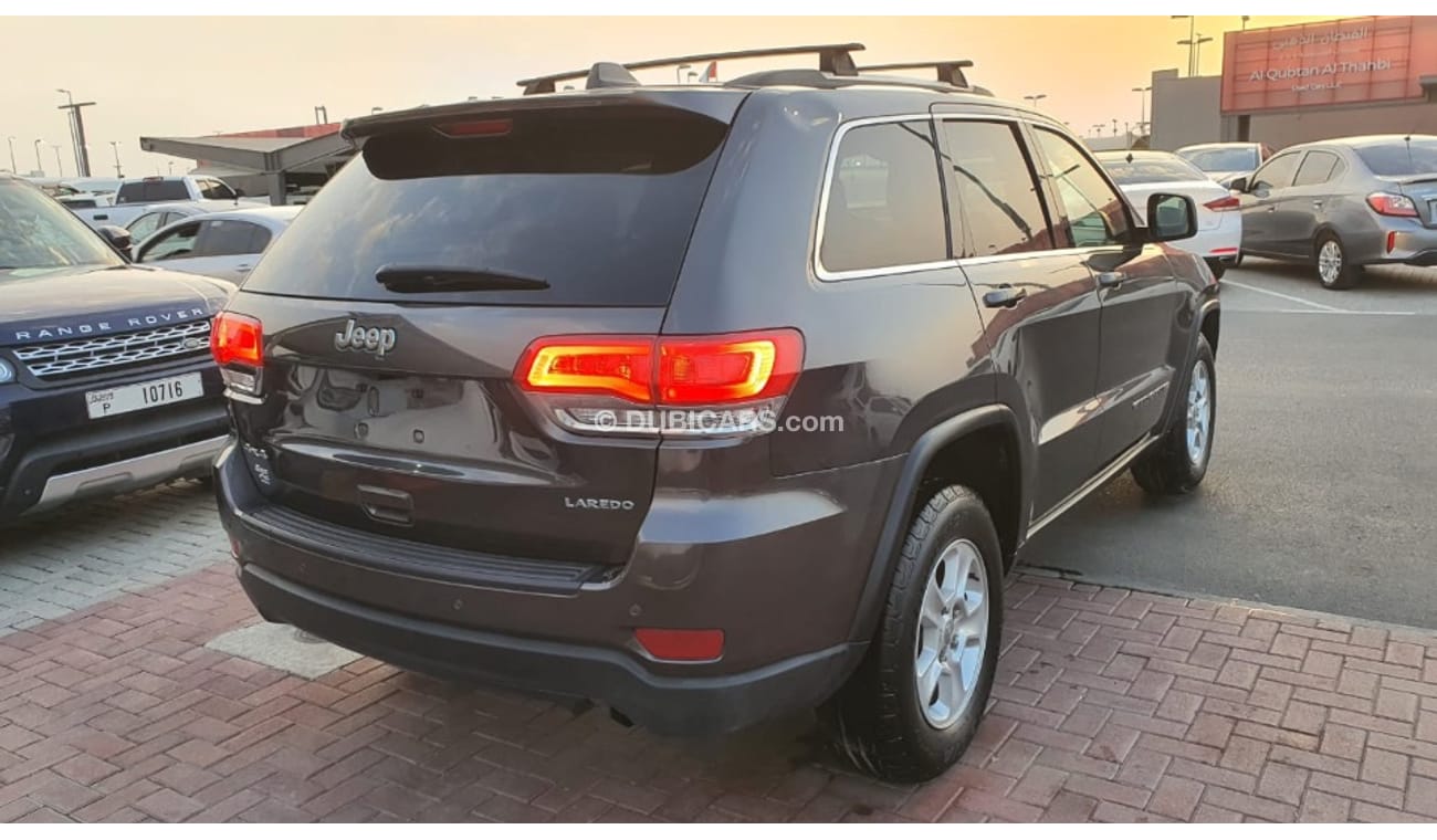 Jeep Grand Cherokee Laredo