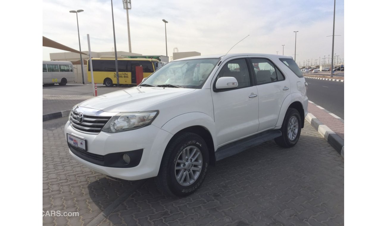 Toyota Fortuner SR5