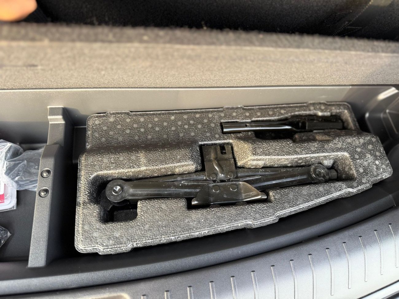 Hyundai Santa Fe Limited FE 360 camera, panoramic,leather seats, Full Option