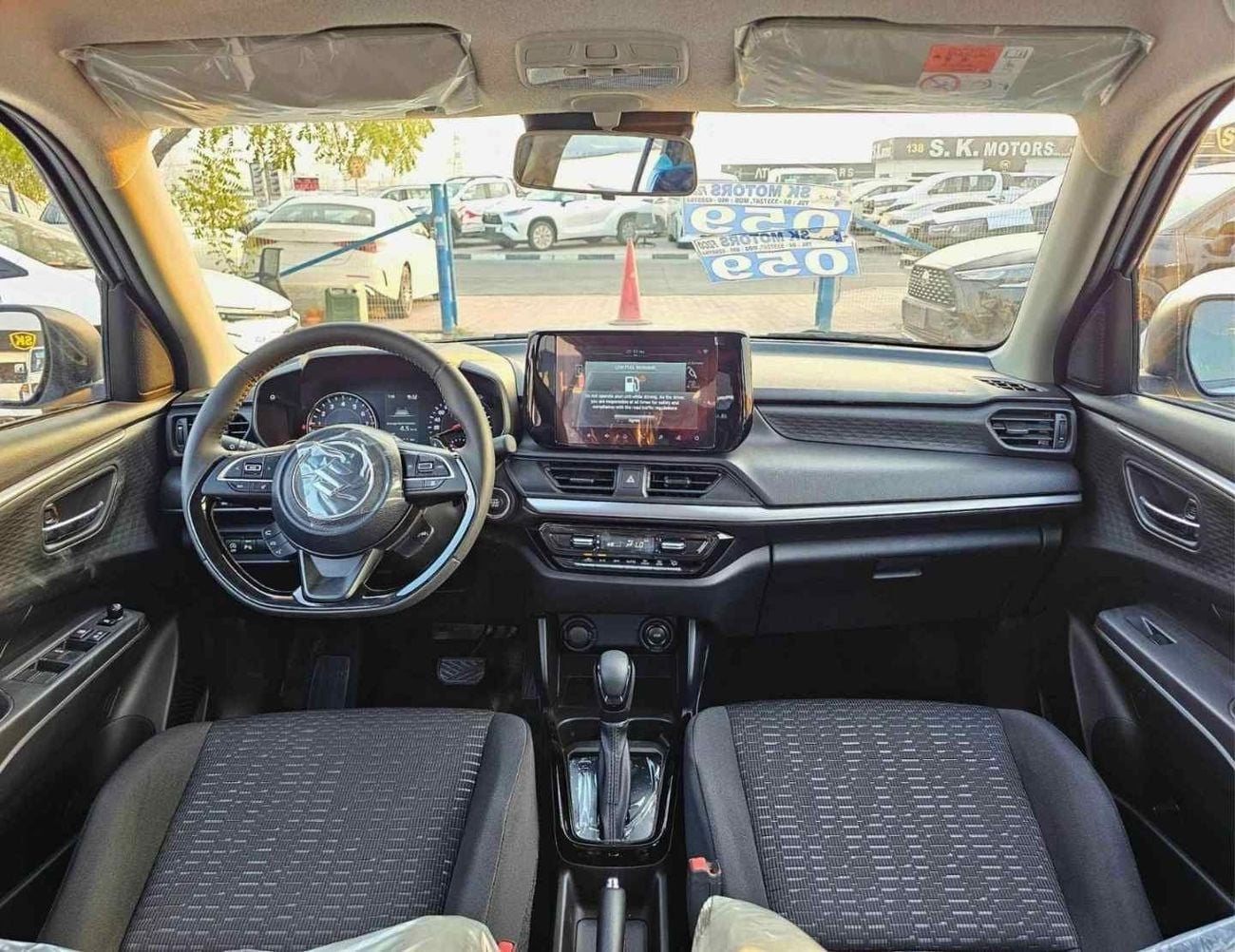 سوزوكي سويفت GLX SUZUKI SWIFT GLX HYBRID || RADAR | PETROL AT 1.2L V4 (CODE # SWGLXFOH) GRAY 2026