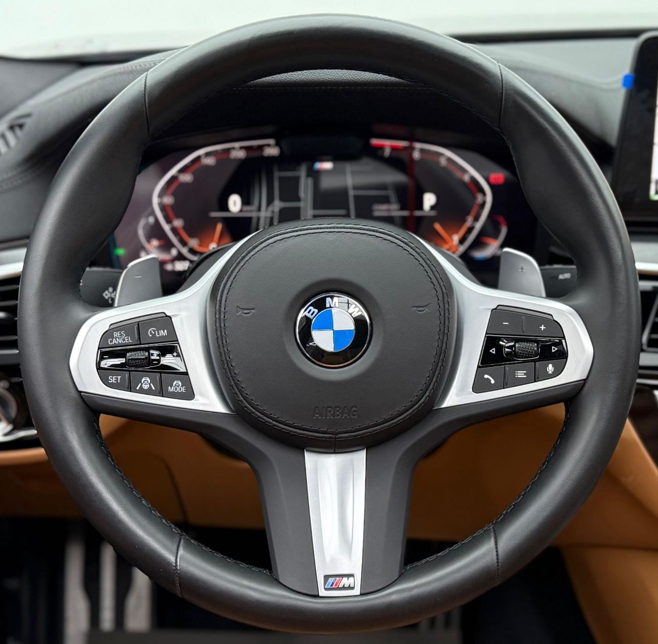 بي أم دبليو 540i 2023 BMW 540i M-Sport, 2028 BMW Warranty + Service Pack, Low Km, Excellent Condition, GCC