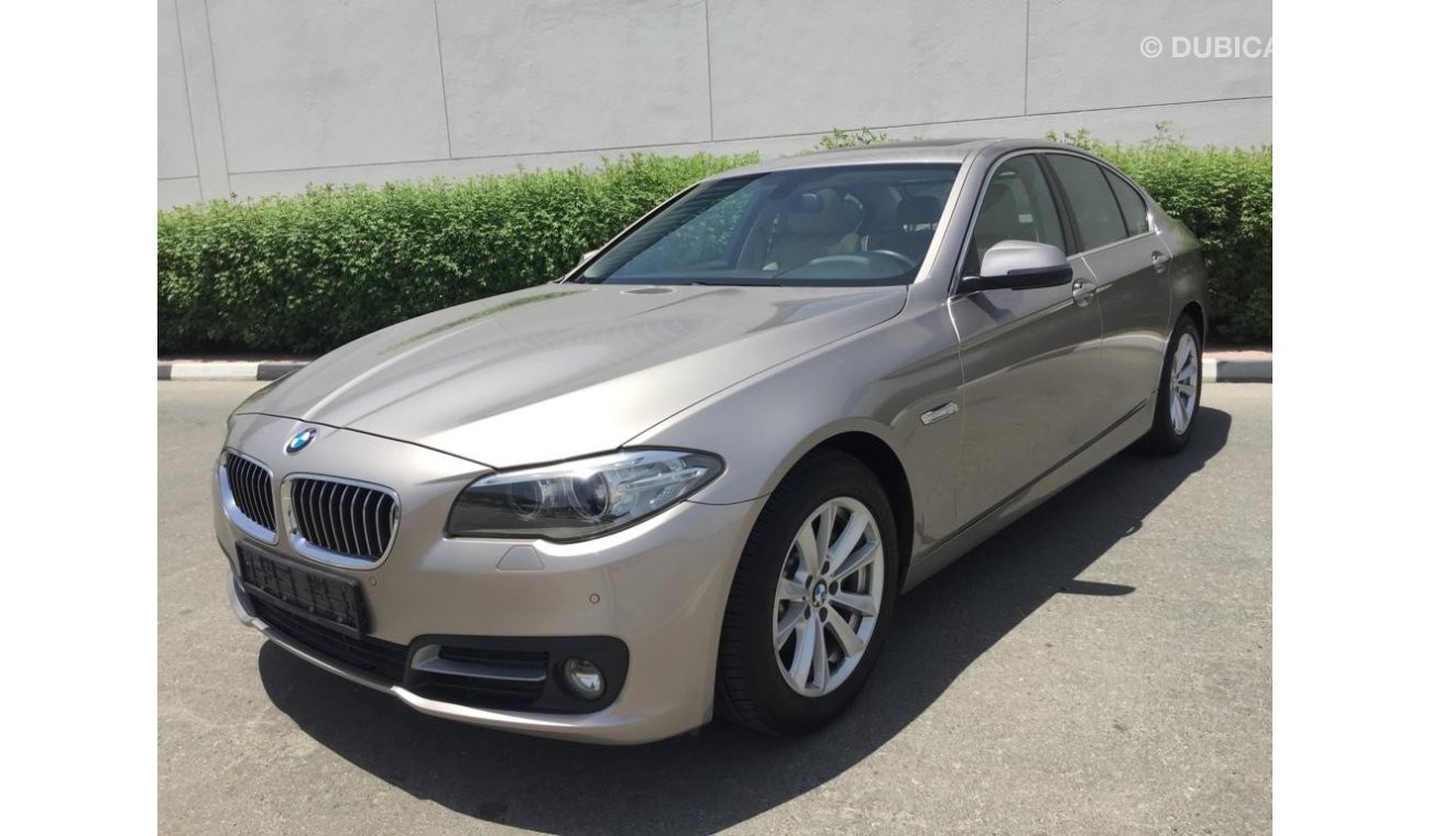 BMW 520i i Under Warranty GCC 2015