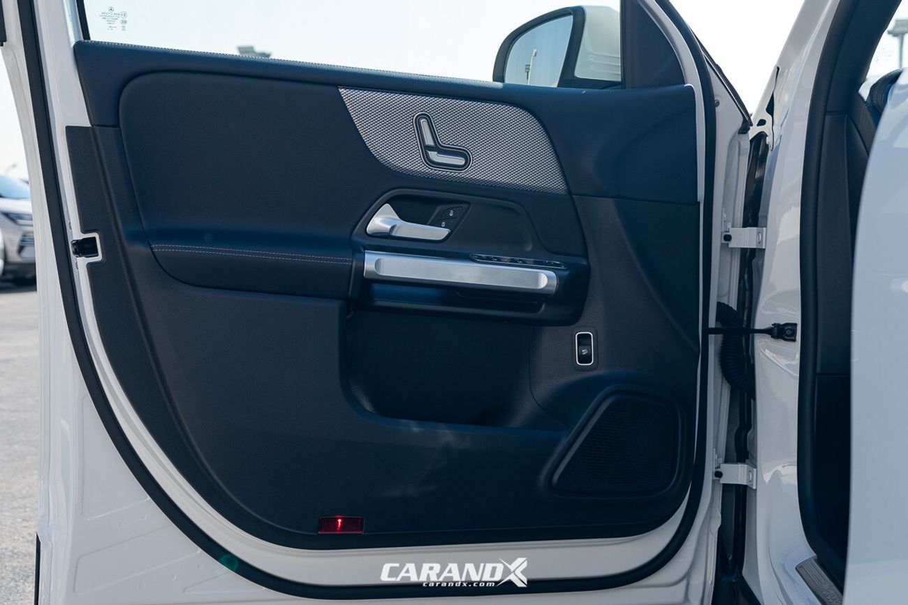 مرسيدس بنز GLB 200 Mercedes-Benz GLB 200 1.3 TURBO 2024