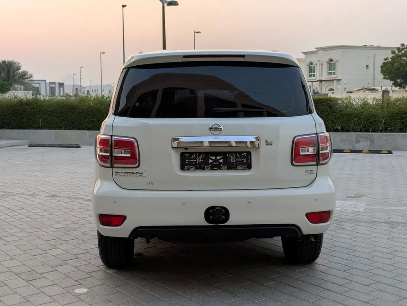Nissan Patrol SE V6 4.0L GCC Specs Accident Free In Excellent Condition