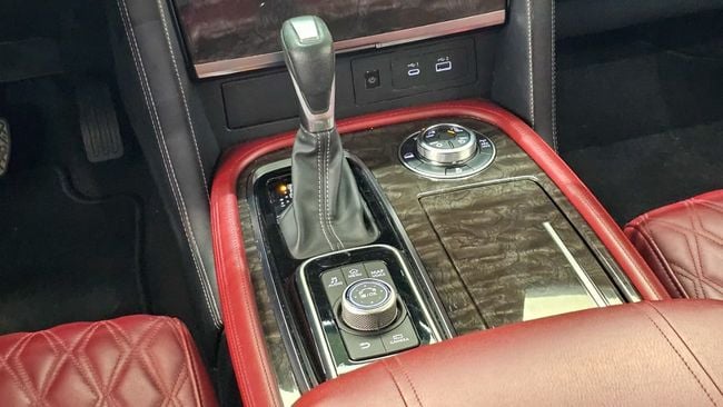 Nissan Patrol LE PLATINUM CITY, миниатюра 24