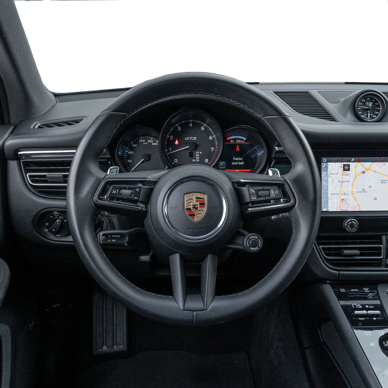 Porsche Macan GTS 2.9L (435 HP) 2023 Porsche Macan, 2027 Porsche Warranty, Sport Chrono Package, Very Low Kms, GCC