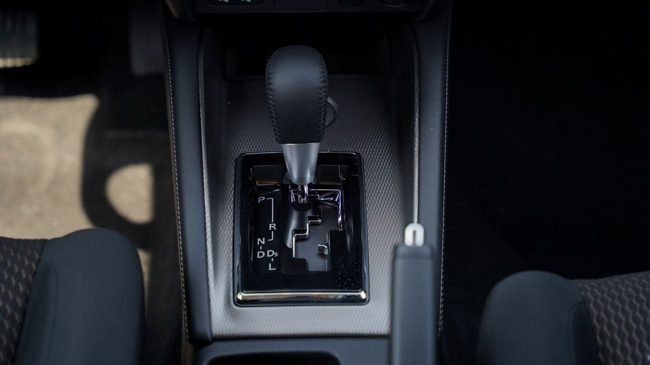 ميتسوبيشي ASX Brand New Mitsubishi ASX Basix 2026 Export 2.0L Petrol|Grey/Black|ASX-BASIC-AW-26|