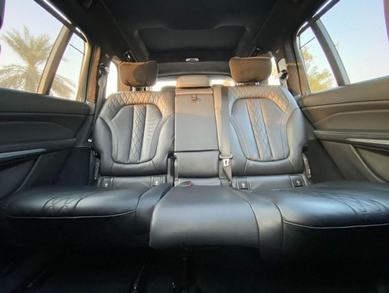 بي أم دبليو X7 40i بيور اكسيلنس