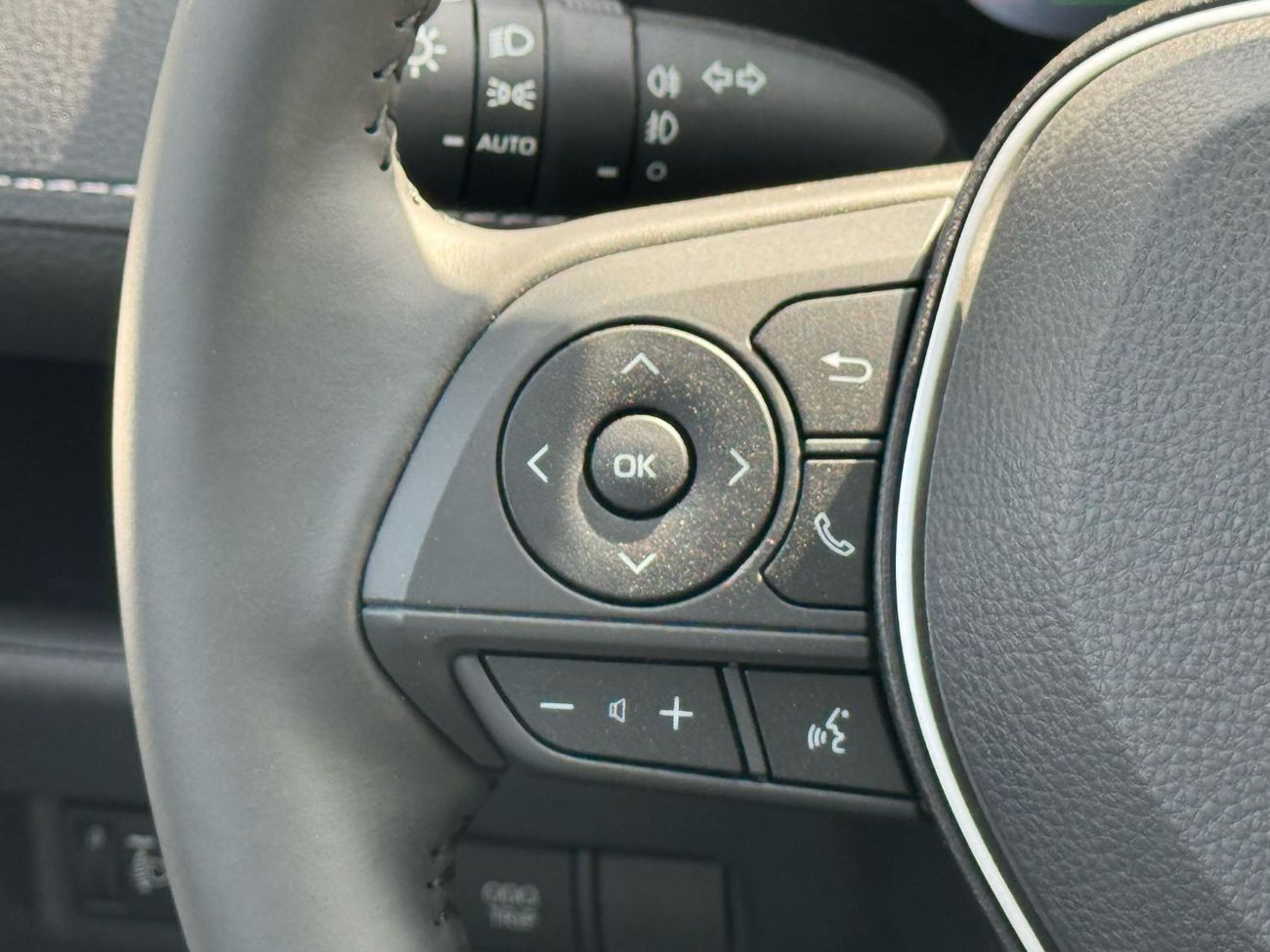 Toyota RAV4 2.5L Hybrid 2WD 2024 Export Price @ 103,500 AED