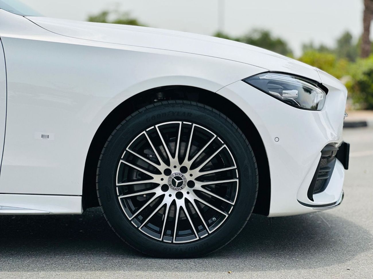 Mercedes-Benz C 200 MERCEDES C200L 2025 V4 1.5L TURBO