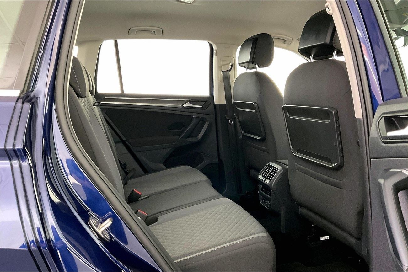 Kia Carens EX| 1 year free warranty | Exclusive Eid offer