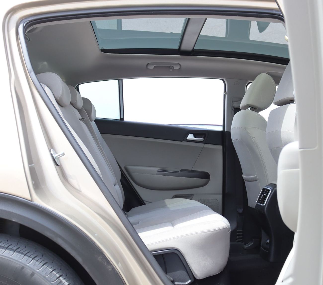 Kia Sportage Top 1.6L Kia Sportage - 2020 - GCC - Accident-Free - Full Options - 1.6L  - Low Mileage - Excellent 