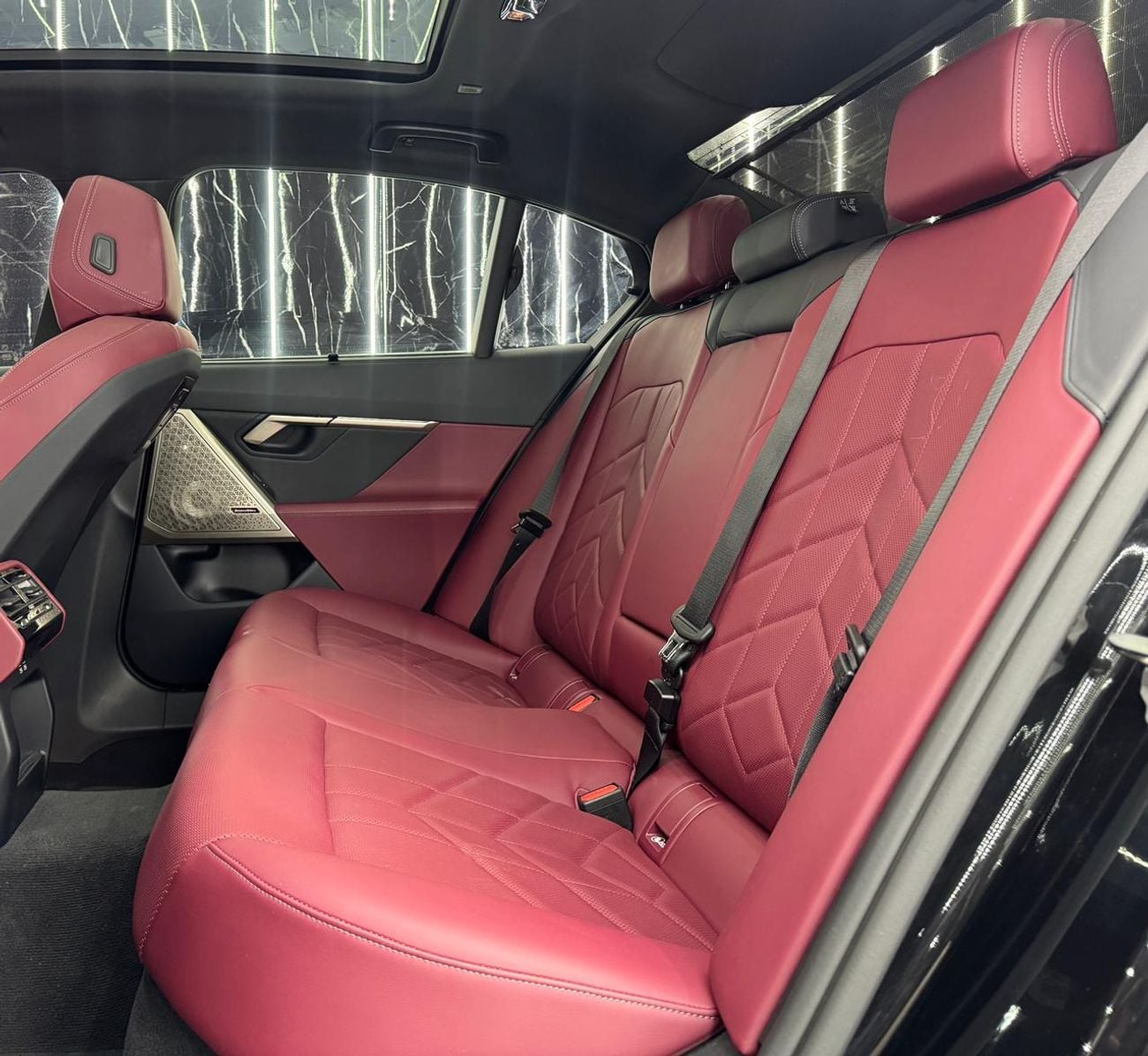 بي أم دبليو 520i 2.0 L, 8 Speed , RWD