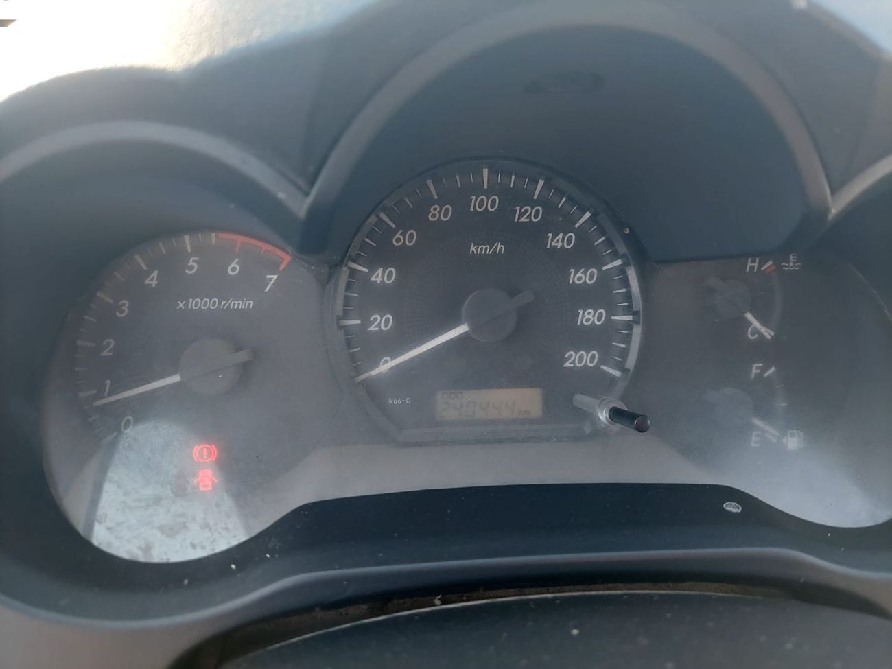 Toyota Hilux DC 4WD 2.7L PETROL MANUAL TRANSMISSION