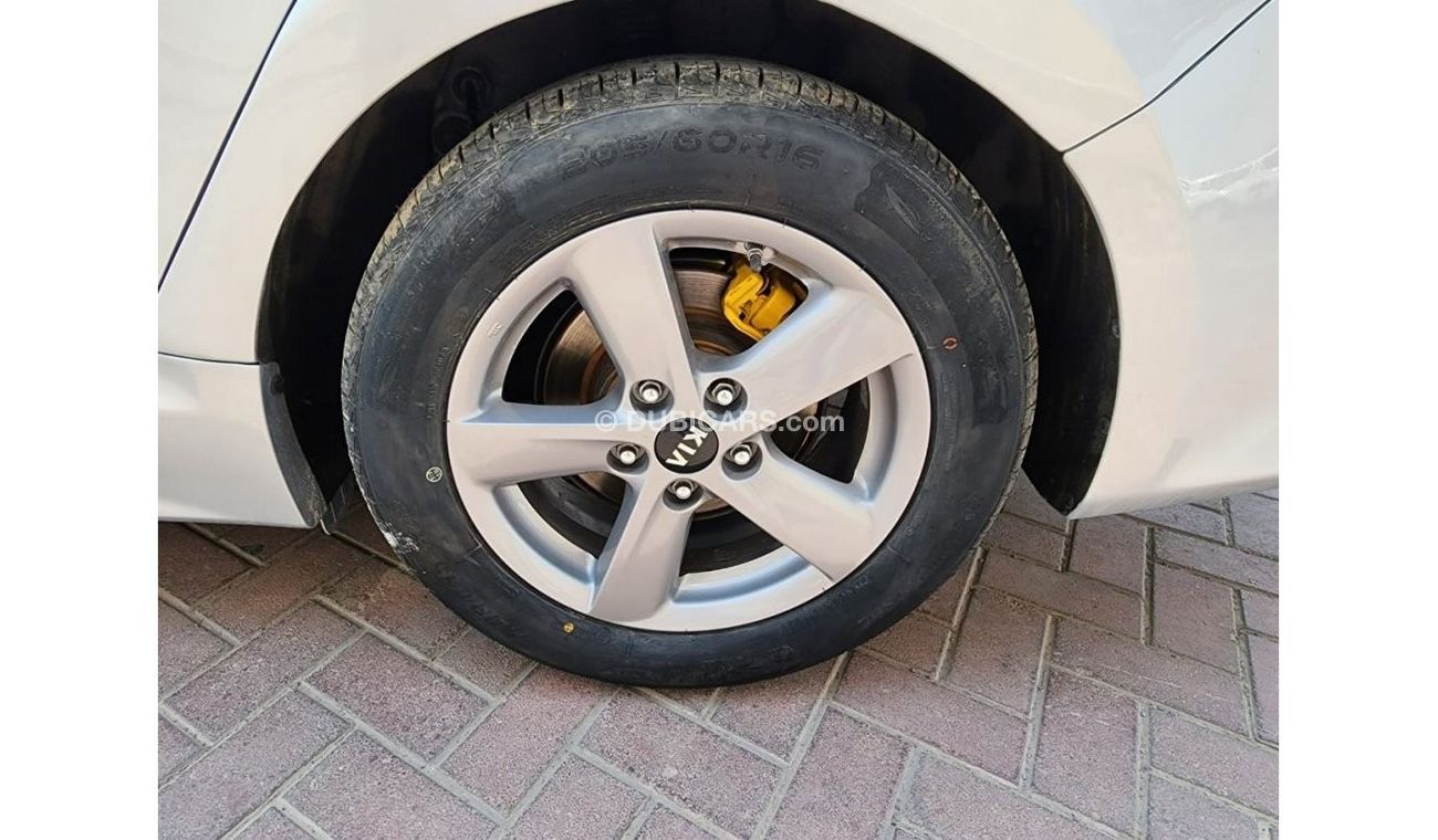 كيا أوبتيما 2015 Kia Optima 2.4L-V4 GDi / EXPORT ONLY