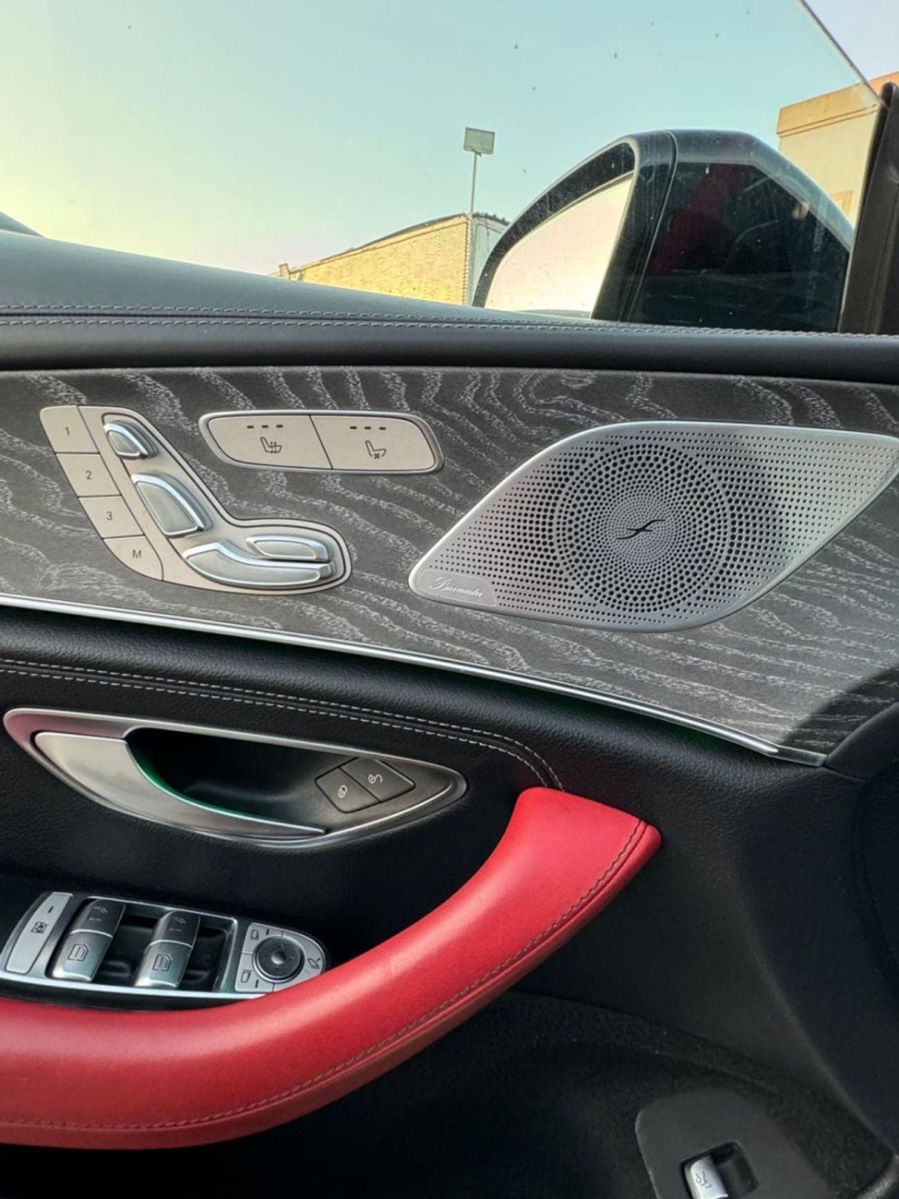 مرسيدس بنز CLS 450 Premium 3.0L (389 HP)