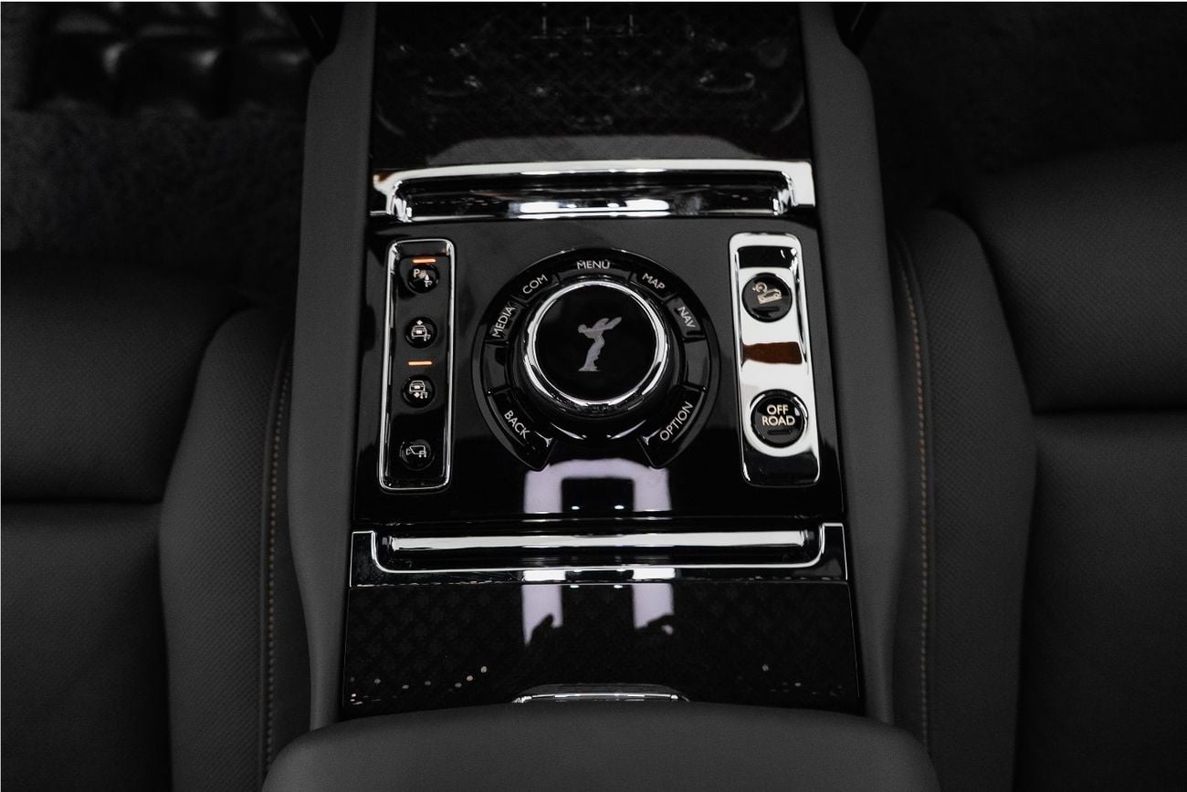 Rolls Royce Cullinan BLACK BADGE