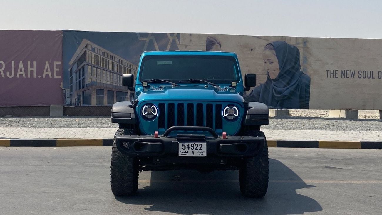 Jeep Wrangler Unlimited Sport 3.6L A/T