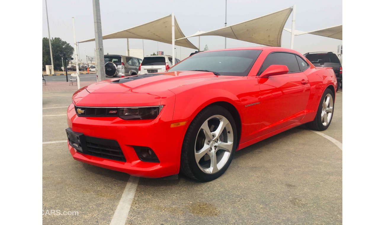 Chevrolet Camaro سياره نظيفه جدا صبغة وكاله تشييكات وكاله داخل الضمان