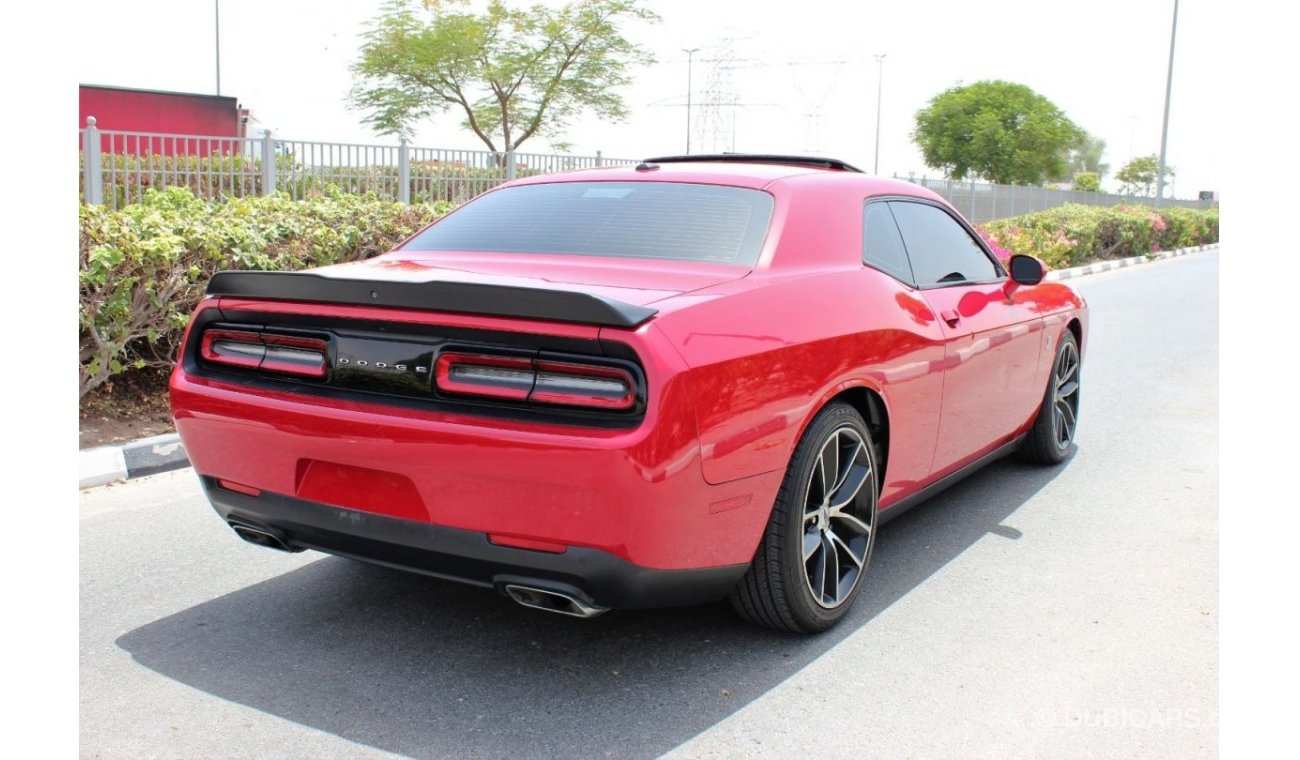 Dodge Challenger 2017/ SRT-6.4/ GCC/ 100% ORIGINAL PAINT / FULL SERVICE HISTORY