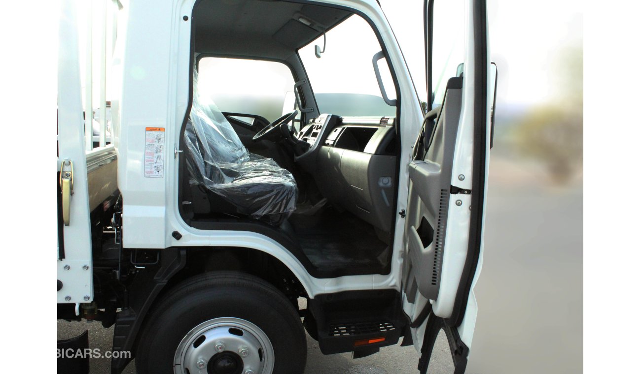 Mitsubishi Fuso Canter 4.2 ton 2019 model with cargo body only for export.