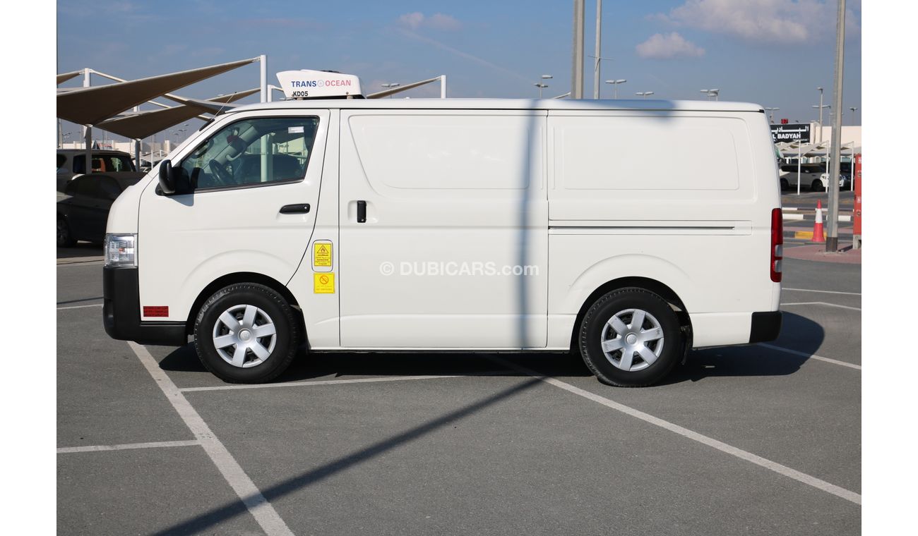 Toyota Hiace CHILLER  VAN