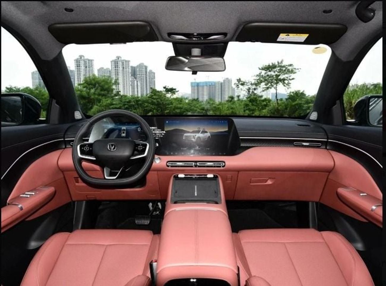 تشنجان CS55 بلس 1.5L turbocharged engine (192 HP, 300 Nm torque) paired with a 7-speed wet dual-clutch transmission