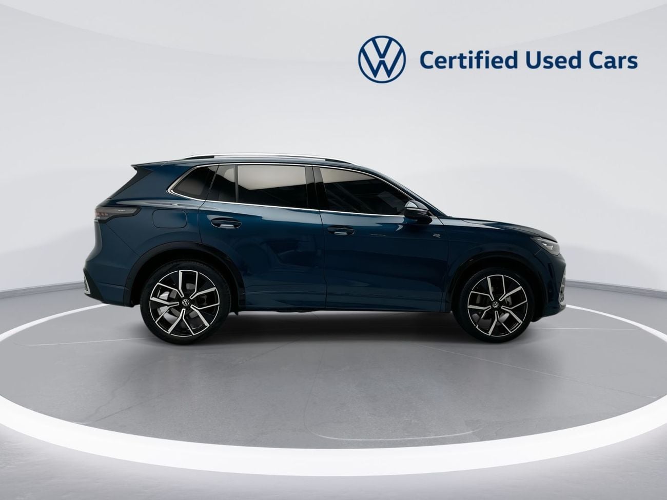 Volkswagen Tiguan Tiguan R-Line 1.4L (Ref#78130) - 32,100 AED SAVINGS from New Car