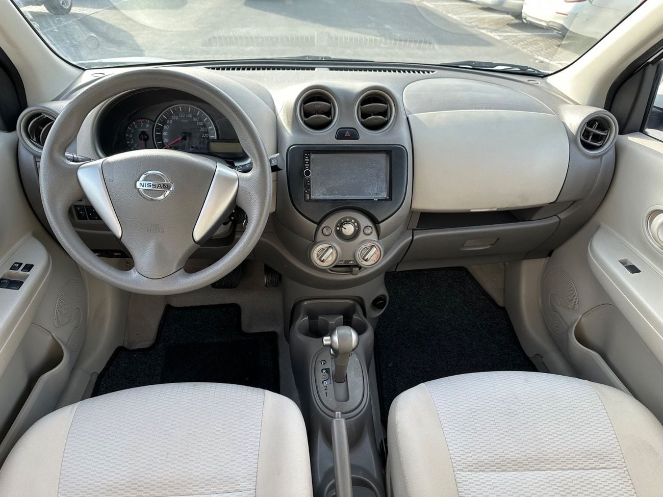 Nissan Micra SV 1.5L (100 HP)