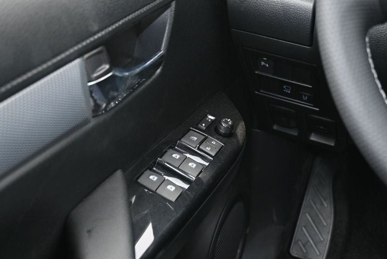 تويوتا هيلوكس GR Sport 2.8L Toyota Hilux GR-Sport 2.8L Diesel 4WD Pickup, Model 2024, Color White (Export Price)