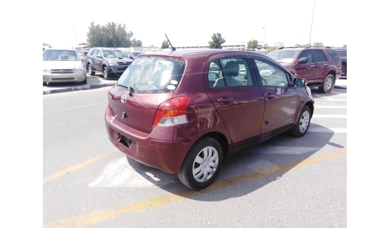 تويوتا فيتز Toyota Vitz RIGHT HAND DRIVE (Stock no PM 460 )