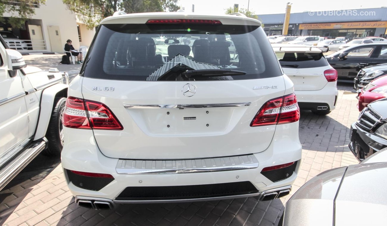 مرسيدس بنز ML 63 AMG