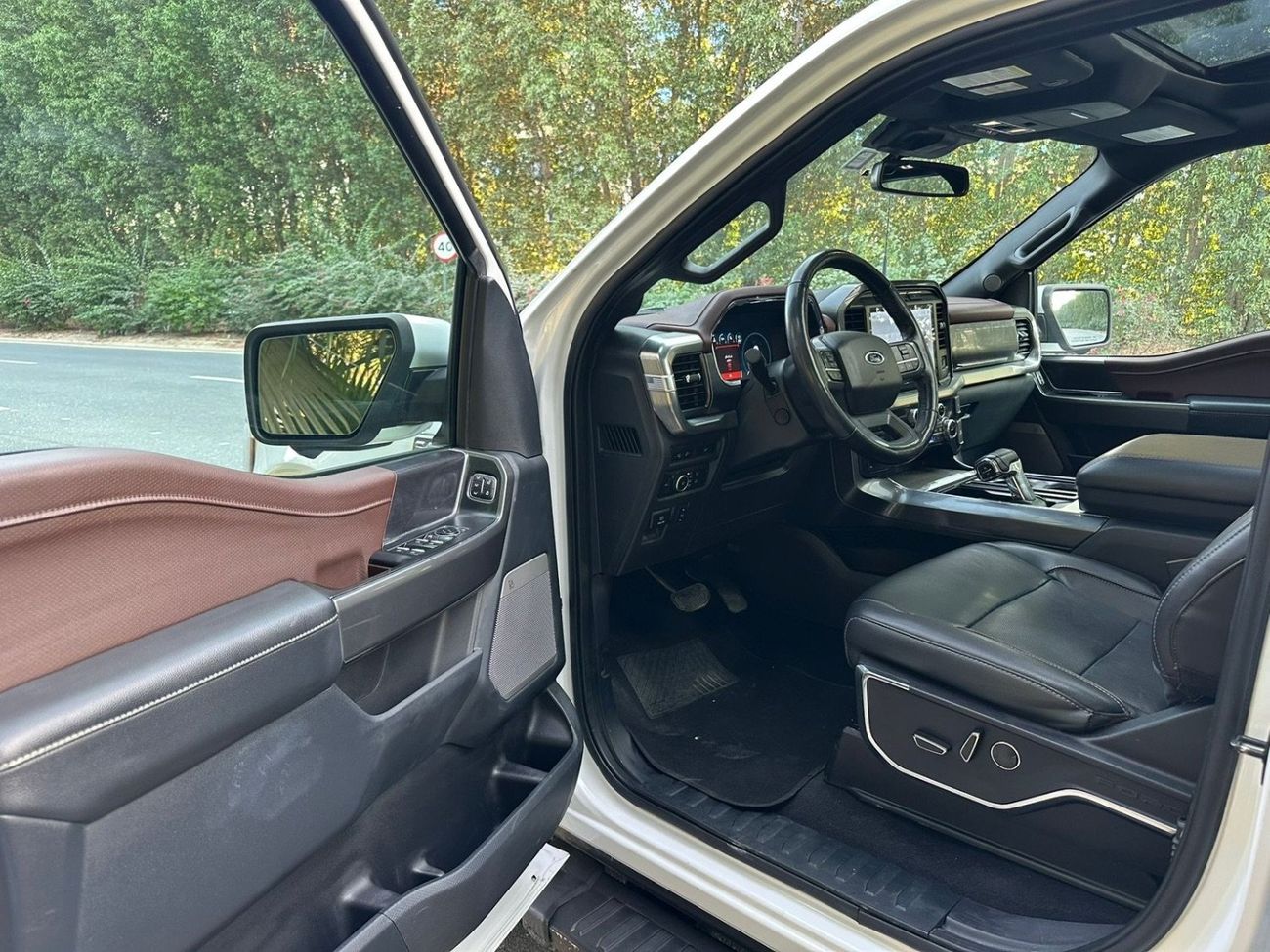 Ford F 150 Lariat 3.5L 2023 Ford F-150 Lariat | power Boost | V6 | American specs