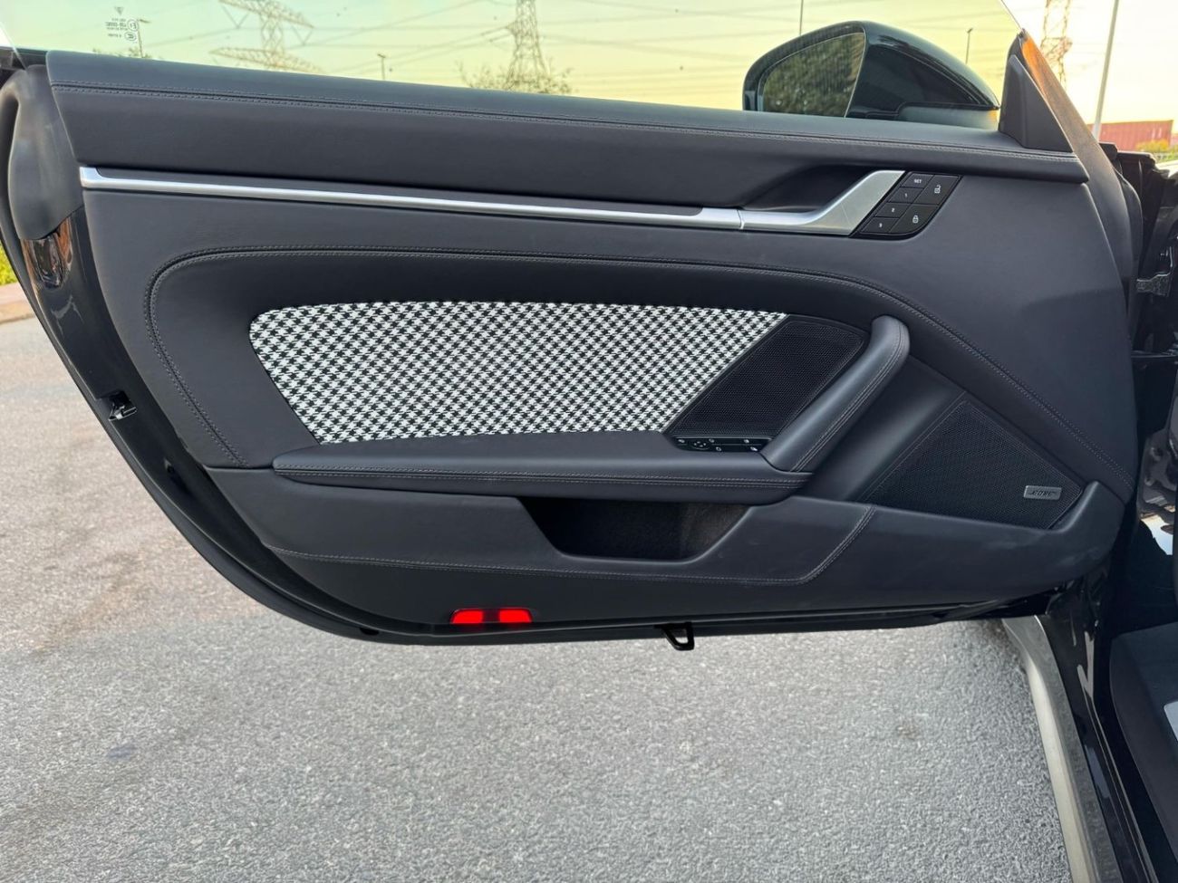 Porsche 911 Turbo 3.8L (575 HP) Coupe **2024** USED NEAT AND CLEAN GCC SPEC UNDER WARRANTY