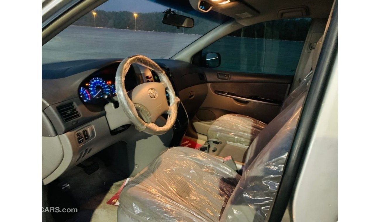 تويوتا سيينا Toyota Sienna 2007 8-Seater