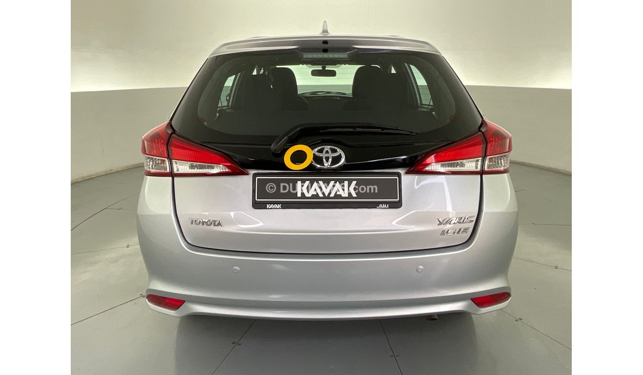 Toyota Yaris SE / E