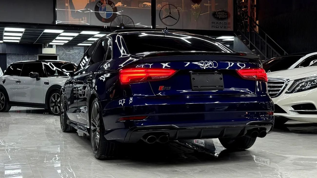 Audi S3 TFSI quattro 2.0L