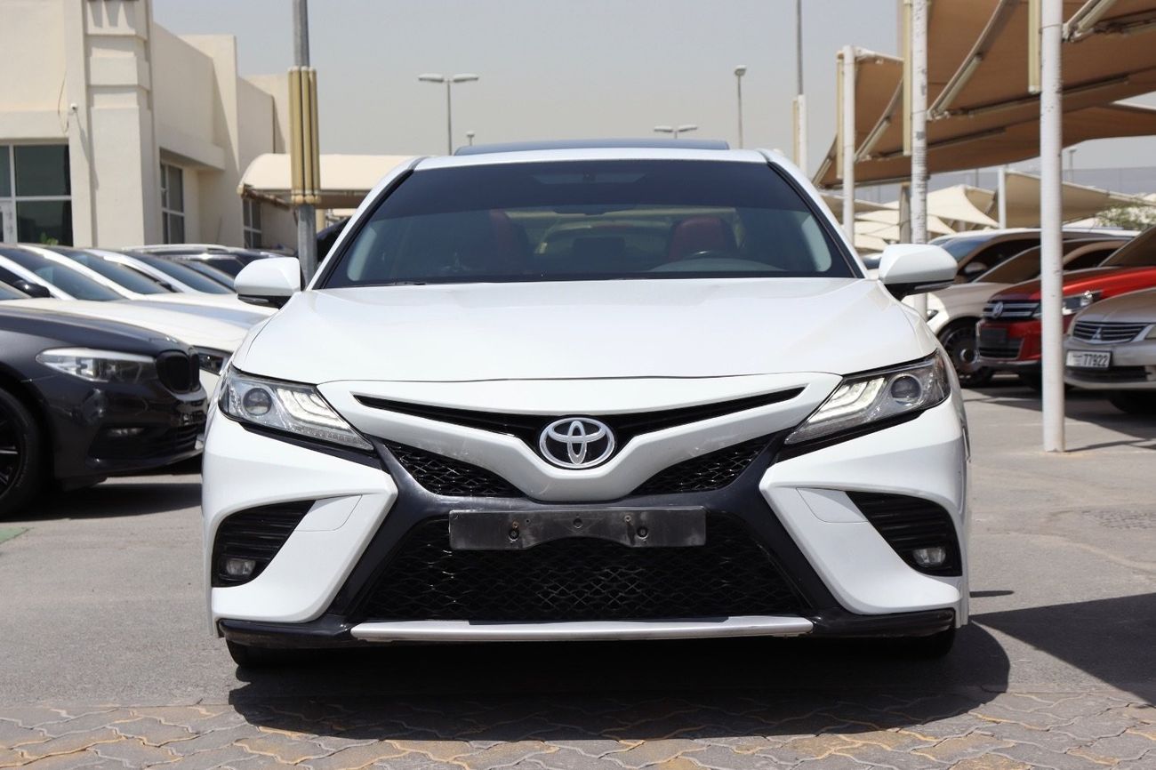 Toyota Camry 40TH Anniversary 3.5L Toyota Camry Grande Sport / 2019 / GCC / Free Accident / First Owner