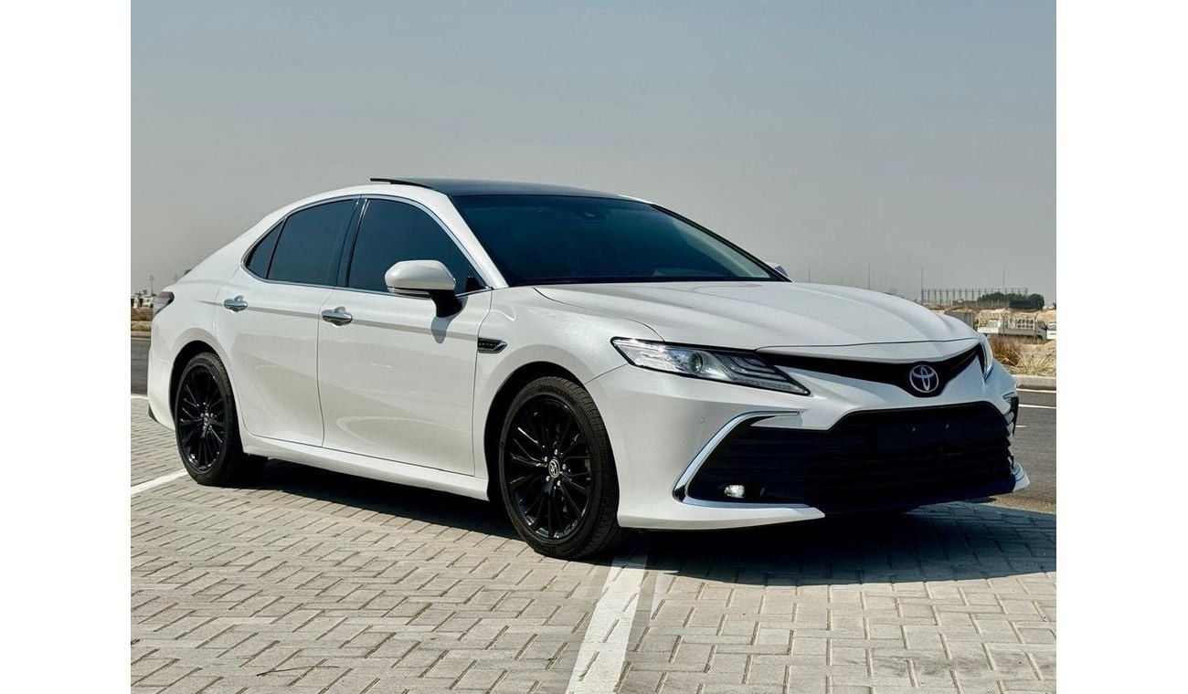 تويوتا كامري CAMRY 2023 40 Anniversary Edition,panoramic,GCC TOP OF RANGE