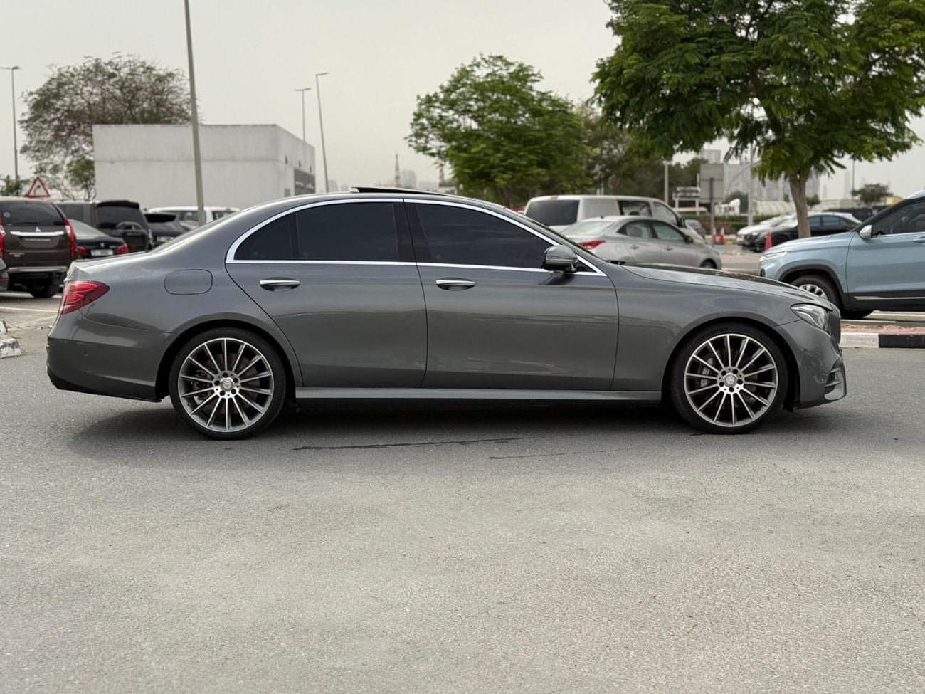 مرسيدس بنز E 400 AMG 3.0L