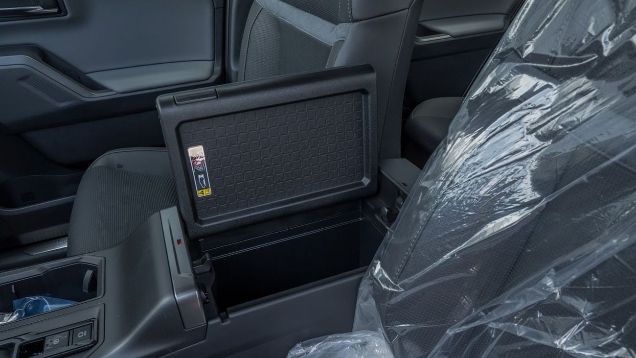 Toyota RAV4 TOYOTA RAV4 HEV 2.5 LTD HIGH -2026YM