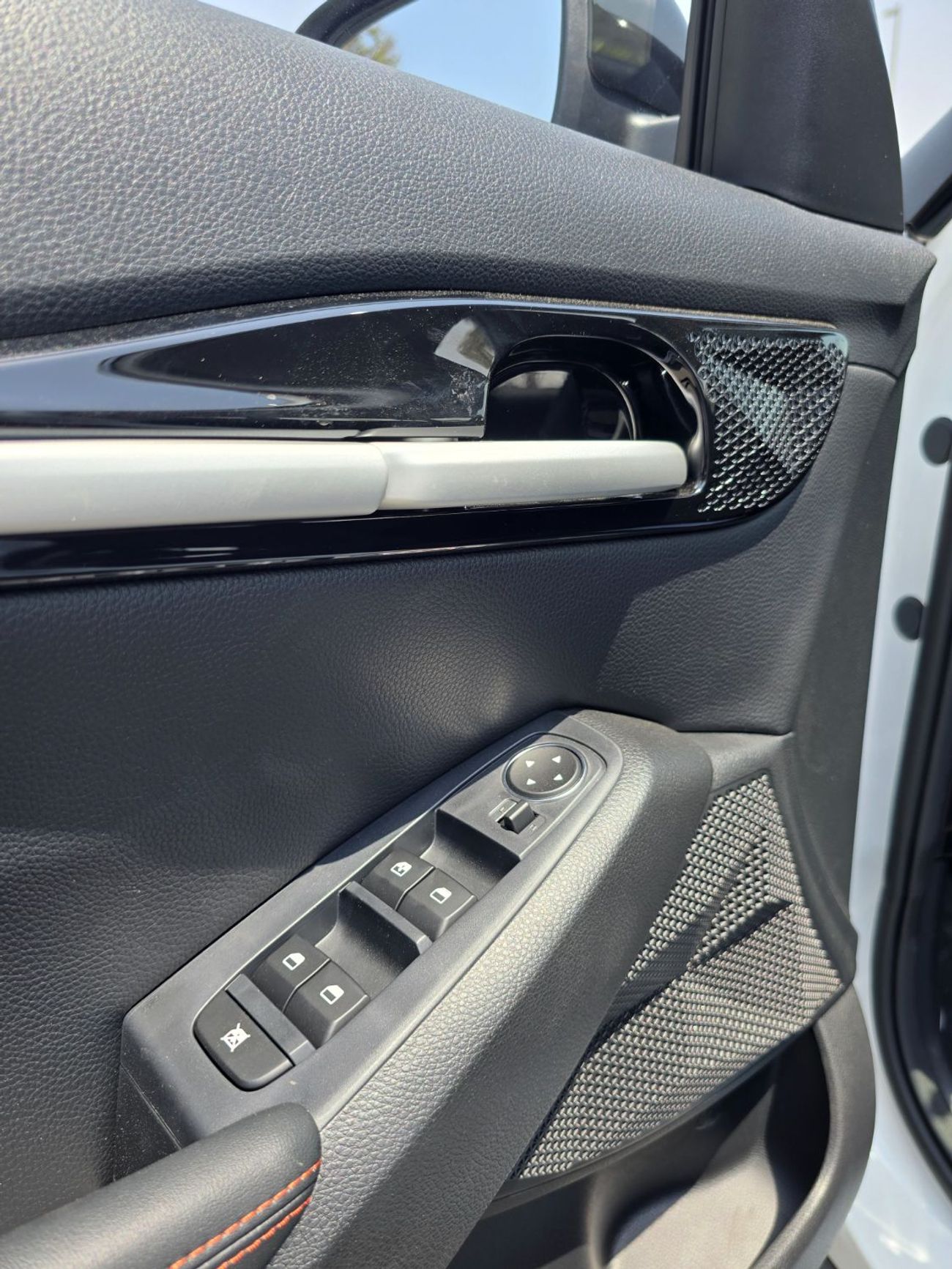 Kia Seltos available white dual tone and grey dual tone