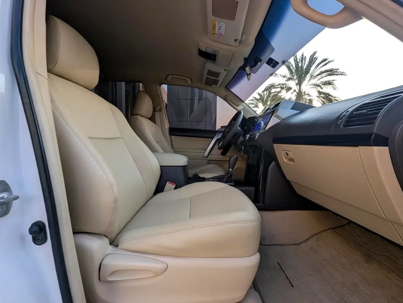 Toyota Prado EXR 2016 V4 GCC specs Excellent Condition
