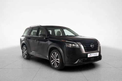Nissan Pathfinder SV 3.5