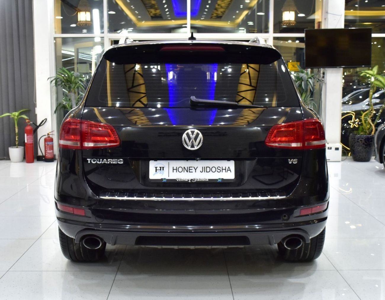 Volkswagen Touareg EXCELLENT DEAL for our Volkswagen Touareg ( 2015 Model ) in Black Color GCC Specs